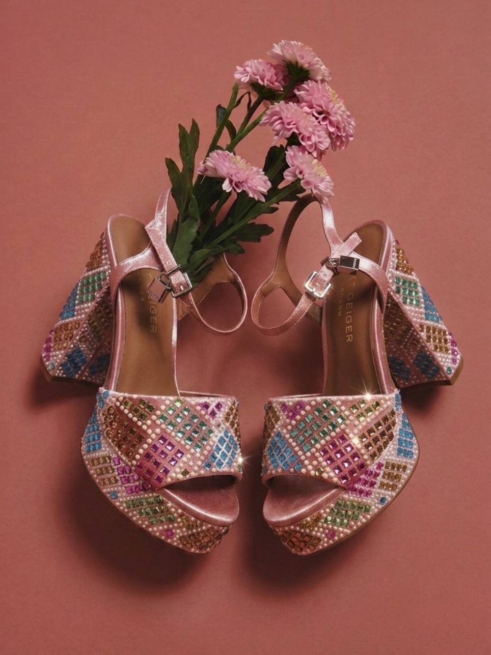 Kurt Geiger London Brixton Multicolor Jeweled Platform Sandals Open Pink. Sz 7.5